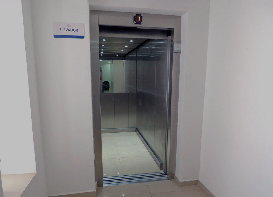 Elevadores camilleros GTV